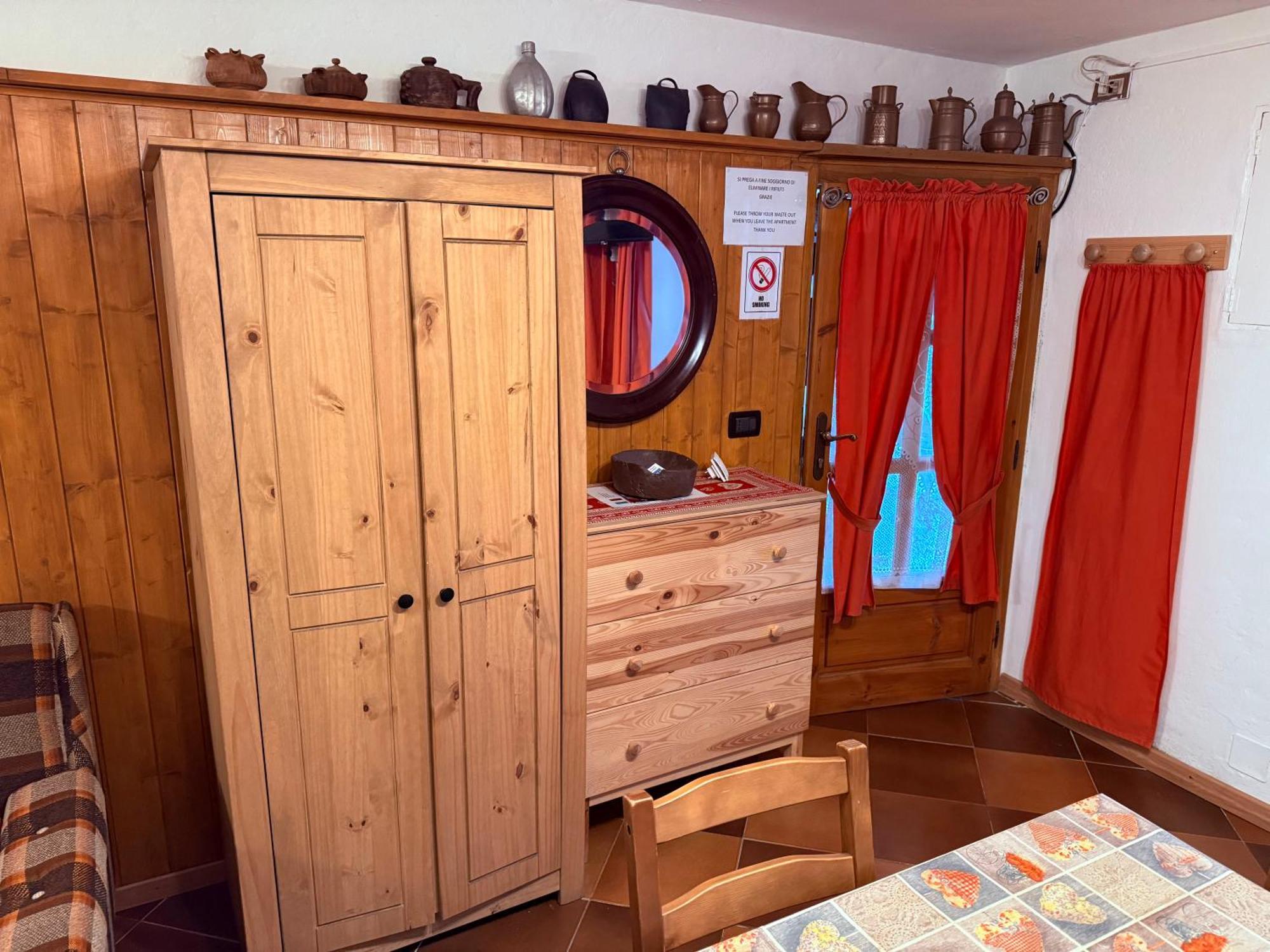Casa Vacanze Nora Chamois Ngoại thất bức ảnh