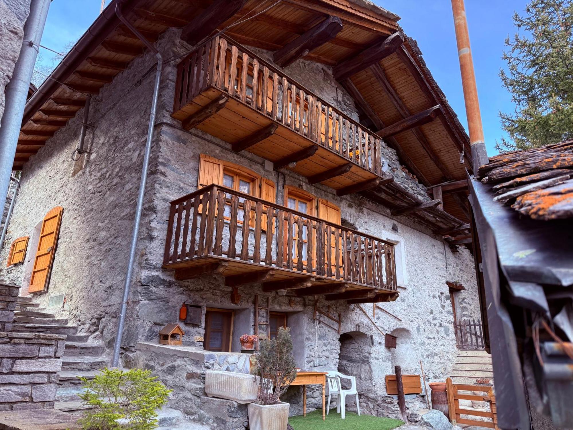 Casa Vacanze Nora Chamois Ngoại thất bức ảnh